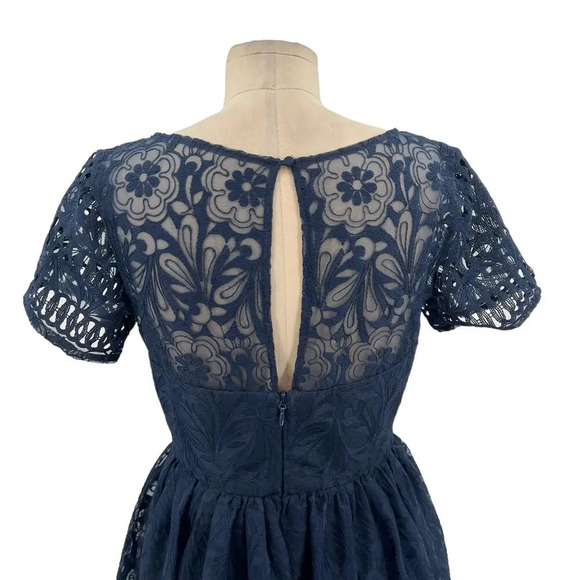 Chi Chi London Sheridan Dress Navy Blue Embroidered‎ Short Sleeve UK 12 US 8 - Picture 9 of 14